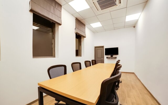 Oyo Townhouse 230 Old Gurgaon Sector 14