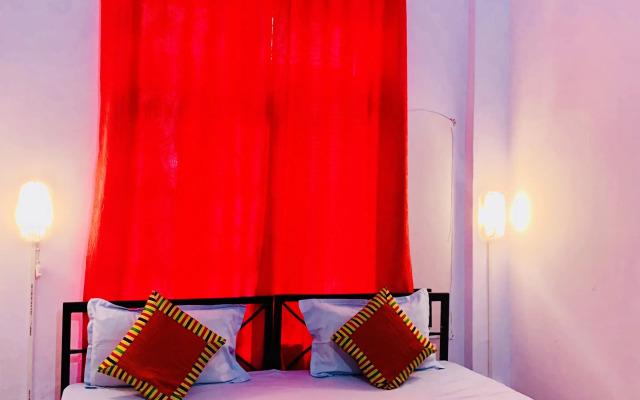 Skyard Hostel Rishikesh (Laxman Jhula)