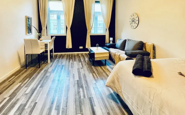 Stylish 1BR Long Stay Close to AKH