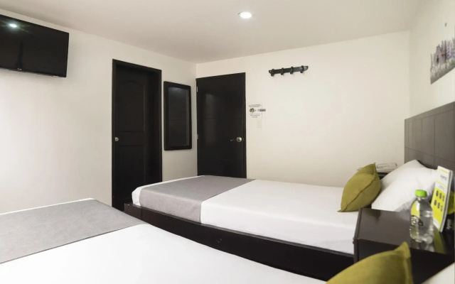 Hotel Dorado 100