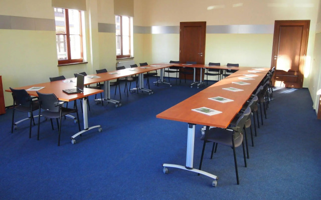 WenderEDU Business Center