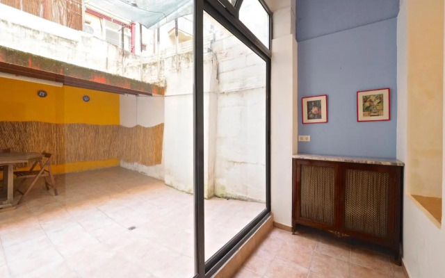 Parallel-Patio