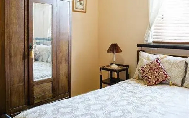 The Grand Guesthouse