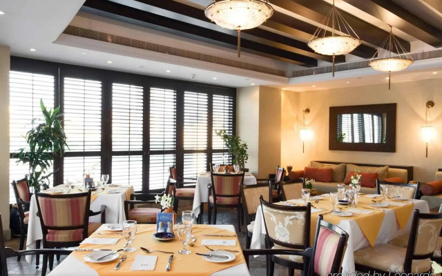 Mercure Grand Hotel Seef