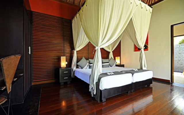 Two Bedrooms Villa With Private Pool, Large Landscape Garden and Kitchen – Guest Rooms – Candi Dasa