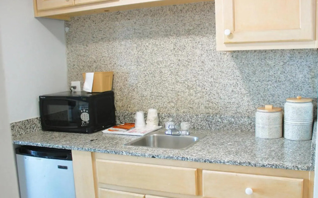 Sun and Sand Resort Oceanfront Suites