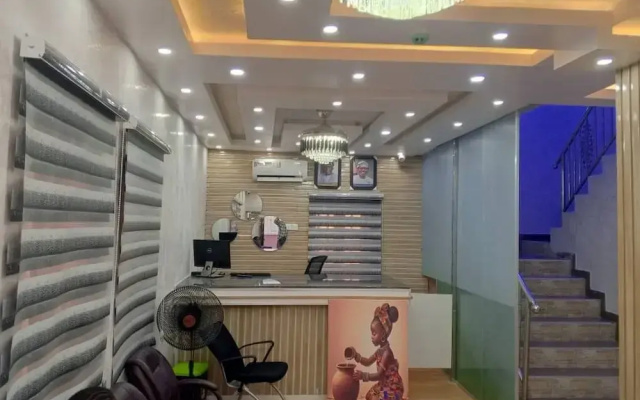 Tristar Hotel & Suites