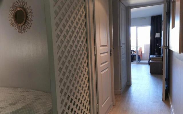 Appartement Cannes la Bocca, 1 pièce, 4 personnes - FR-1-609-13