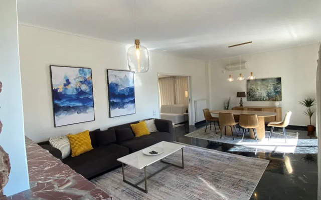 Spacious Glyfada Golf 4BR -near Beach Shops