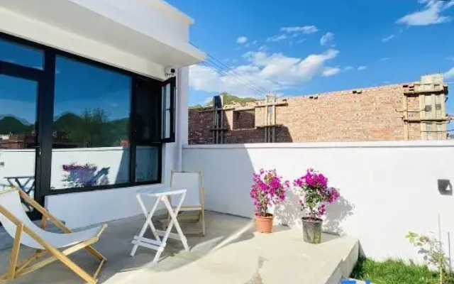 Wuwangshan·Flowerhouse