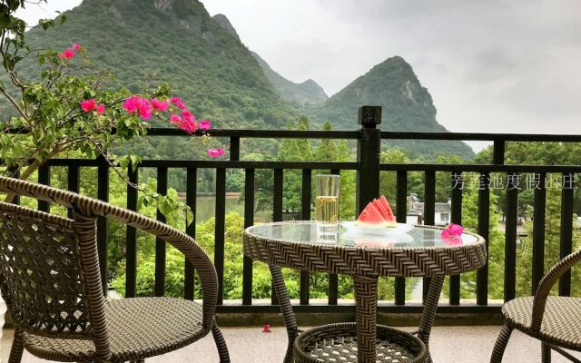 FangLian Lake Holiday Resort