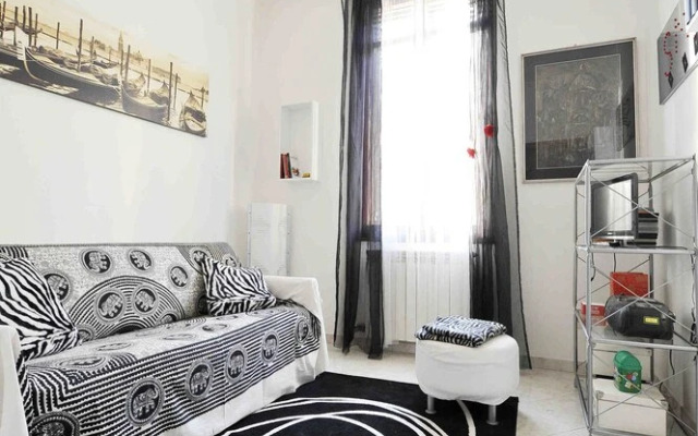 Santamarta, the Apartment for Your Venetian Holidays