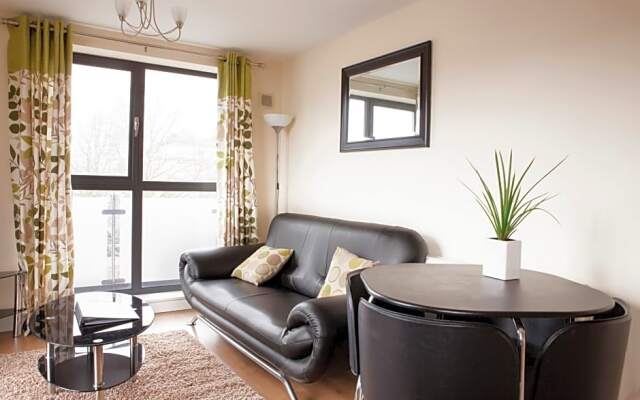 Cheltenham Plaza - Bliss Apartments