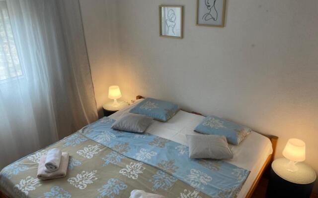 Quite beautiful apartment in the Split Neda with 4bedrooms