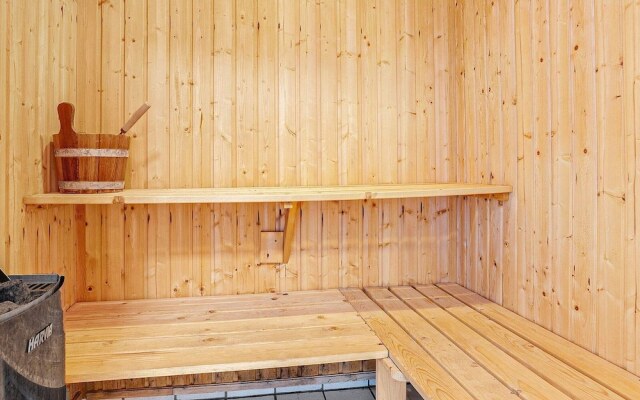 8 Person Holiday Home in Albaek