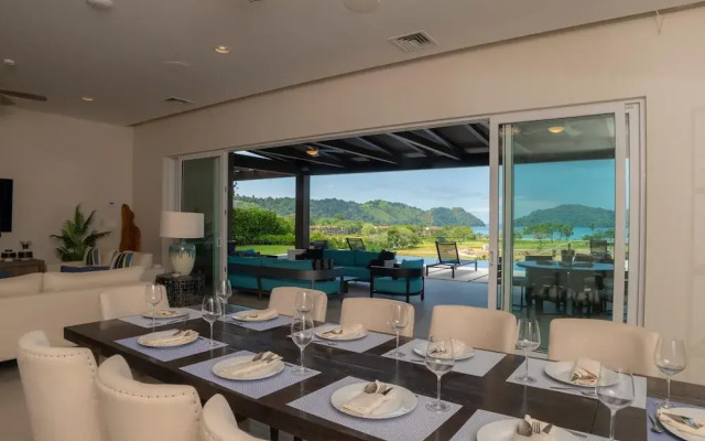 - Casa Blue Sail 6 bdr Ocean View - Family