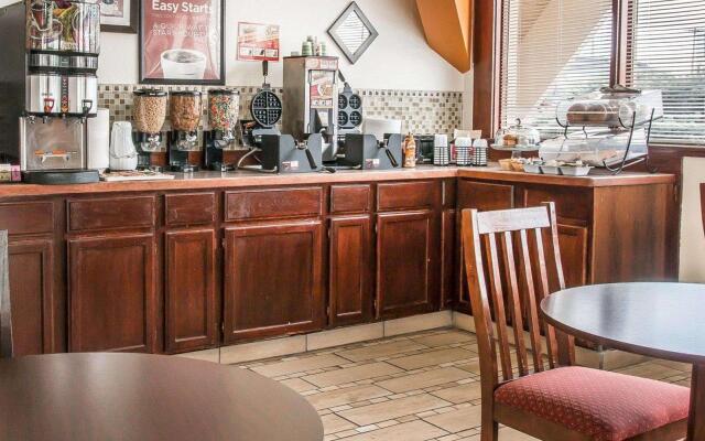 Baymont by Wyndham Bay City