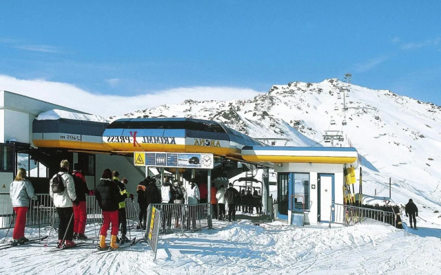 Chalet in Zillertal Near Ski Slopes