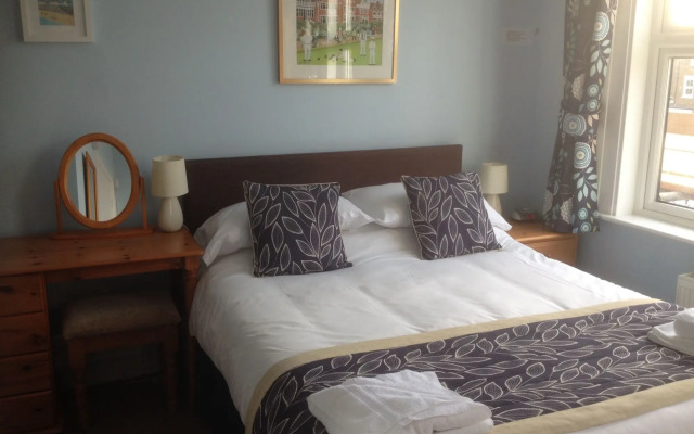 By The Sea Bed and Breakfast