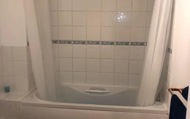 Oaklawn Serviced Apartments