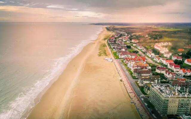 Seafront Apartment in Knokke Heist