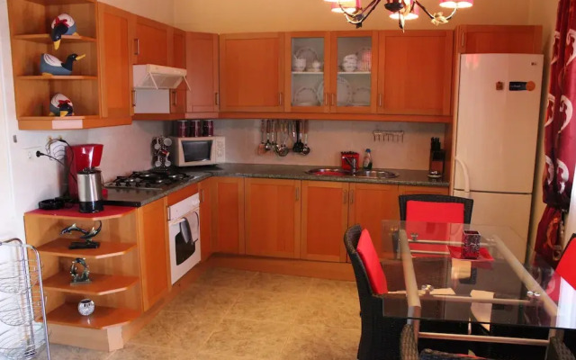 Beautiful 2-bed Bungalow in Parque Holandés
