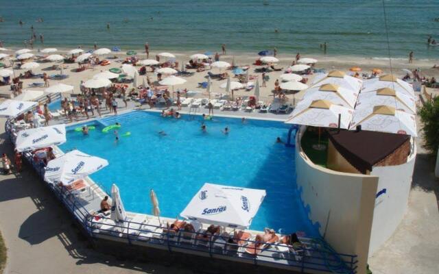 Zenith Hotel Conference & Spa