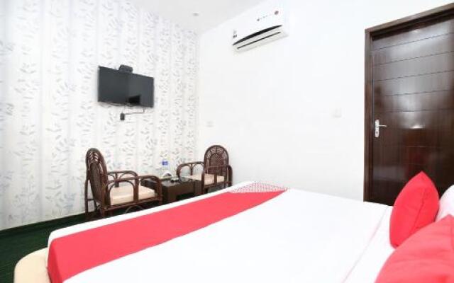 Oyo 28042 Hotel Panchkula Inn