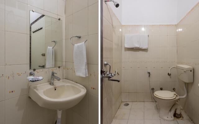SPOT ON 37708 Hotel Royal Star