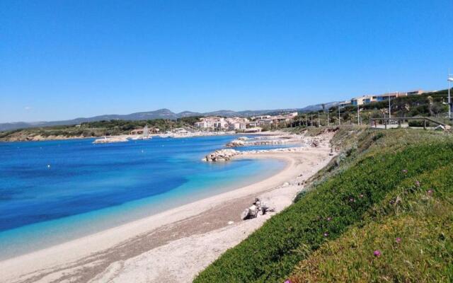 Appartement Six-Fours-les-Plages, 2 pièces, 4 personnes - FR-1-316-21