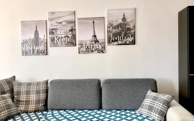 Slatka sobica za dvoje sa upotrebom zajednicke kuhinje i kupaonice