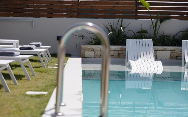 Solis Villa, close to the beach! Heated pool, By ThinkVilla