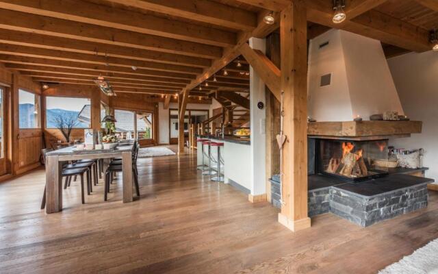 Omaroo Chalets Morzine - By EMERALD