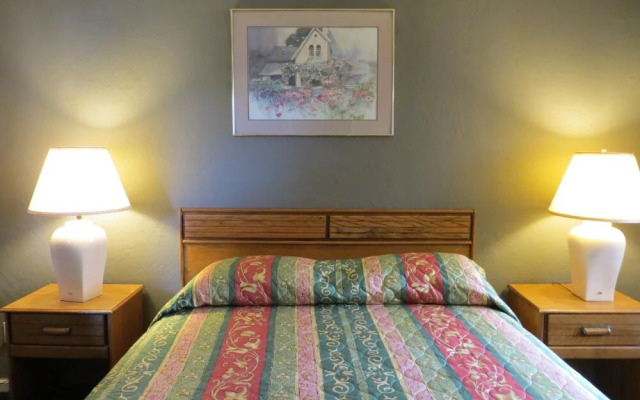 The Capri Motel