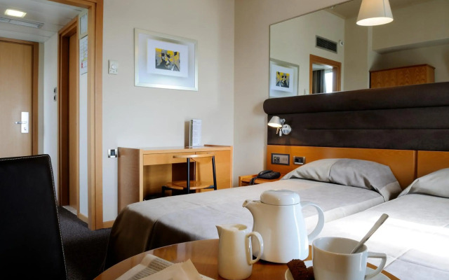 Maniatis Hotel