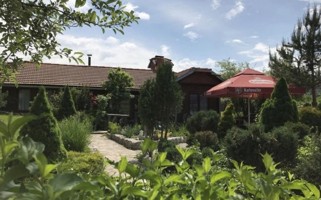 San - With Pool - SA4