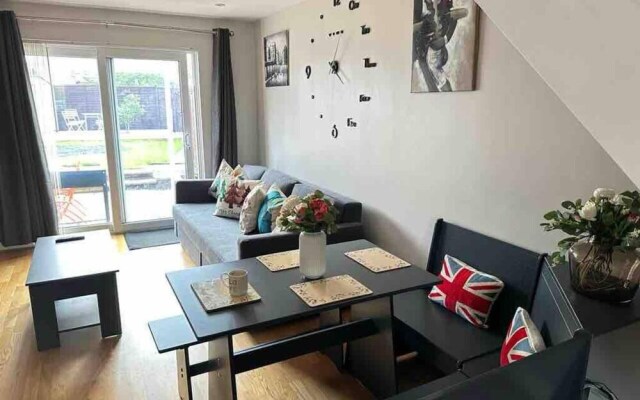 Remarkable 2-bed House in Northolt
