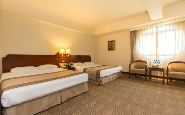 Marshal Hotel