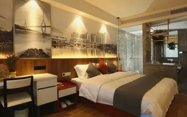 Xiamen Baihaishu Hotel (Huanghua Beach, Huandao Road)