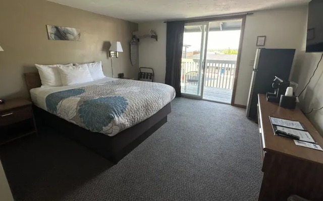 DownTown Inn