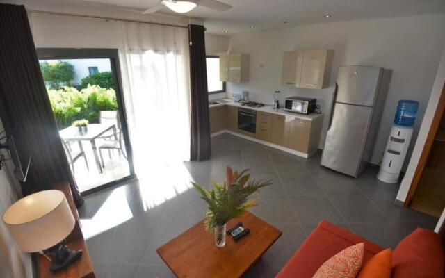 Oasis Apartment C4 inside ALIGIO Residence Hotel