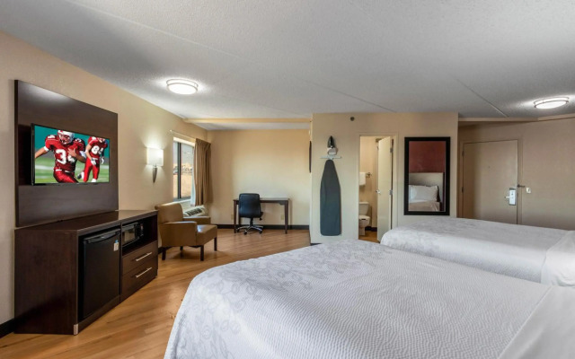 Red Roof Inn PLUS+ El Paso East