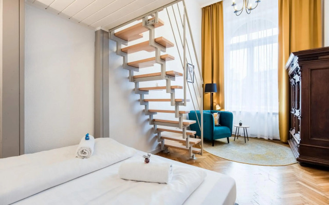 Maverick Apartments