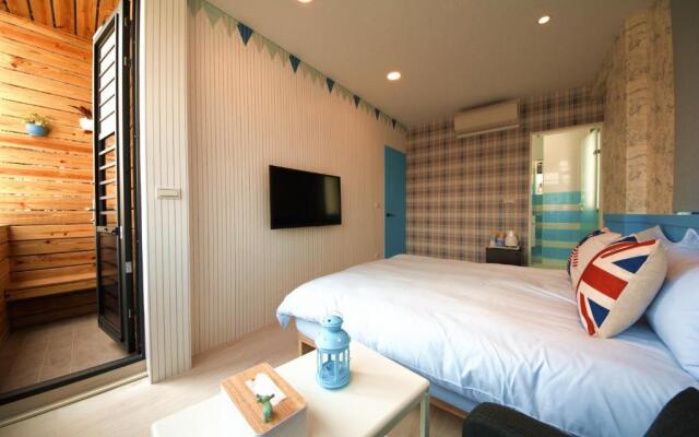 Camouflage Guest House