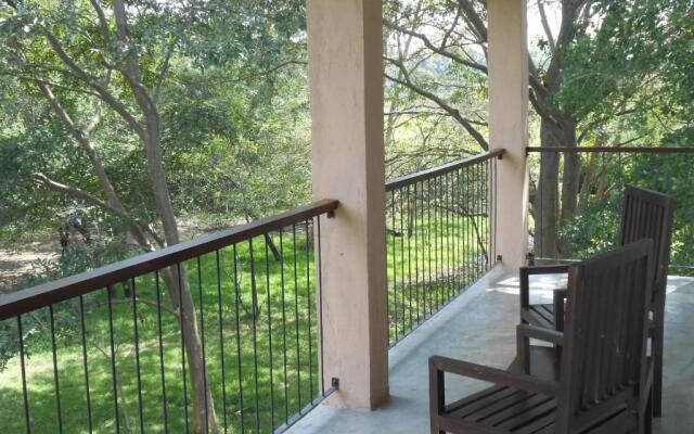 Lario Resort Sigiriya