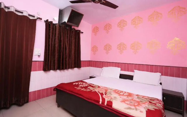 New Ahuja Guest House by OYO Rooms