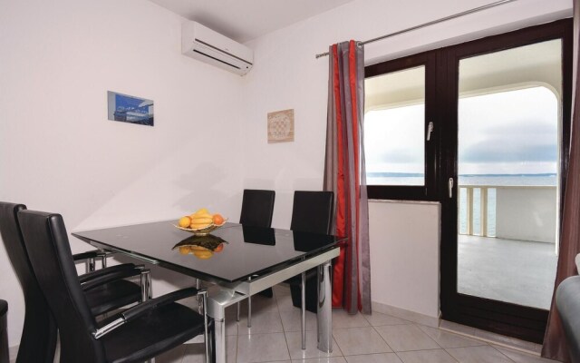 Amazing Home in Podstrana With Wifi and 2 Bedrooms