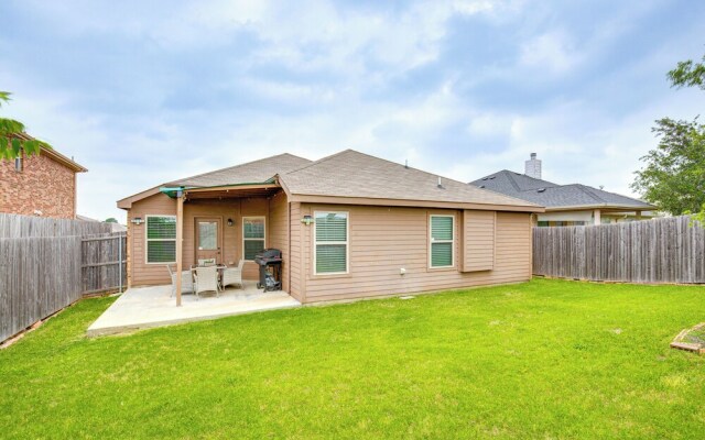 Private Yard & Grill: Greenville Vacation Rental