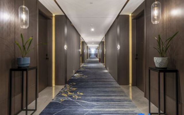 Zhilan Hotel (Zhengzhou Jingkai Central Plaza store)