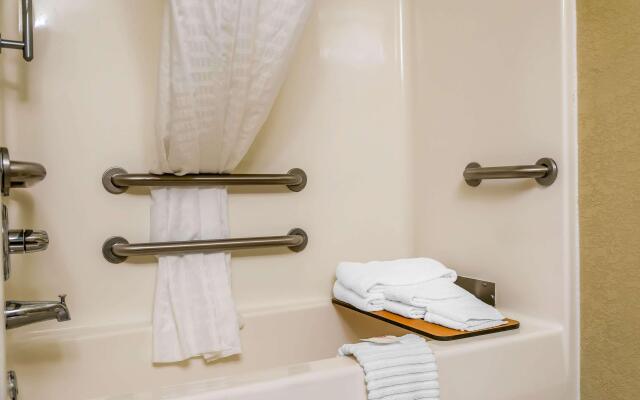 Country Inn & Suites by Radisson, Stillwater, MN